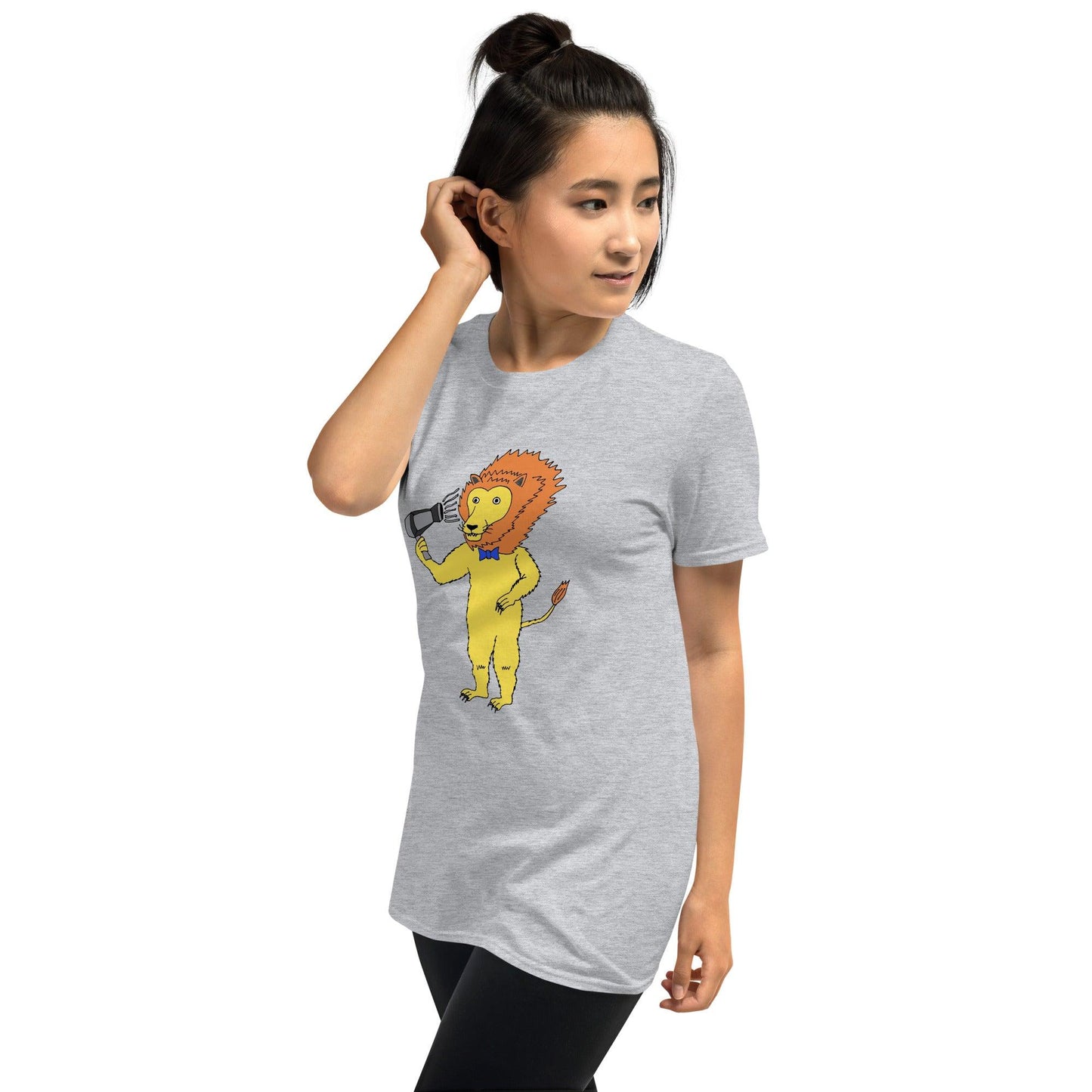 Lion Blow-Drying (Shirt)